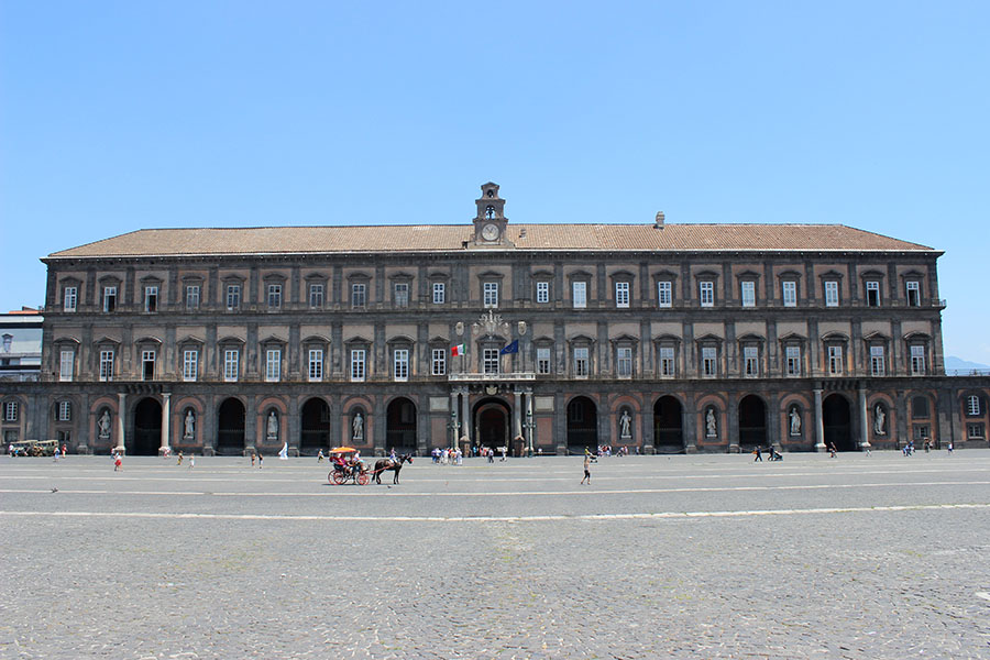 palazzo reale di napoli beni culturali